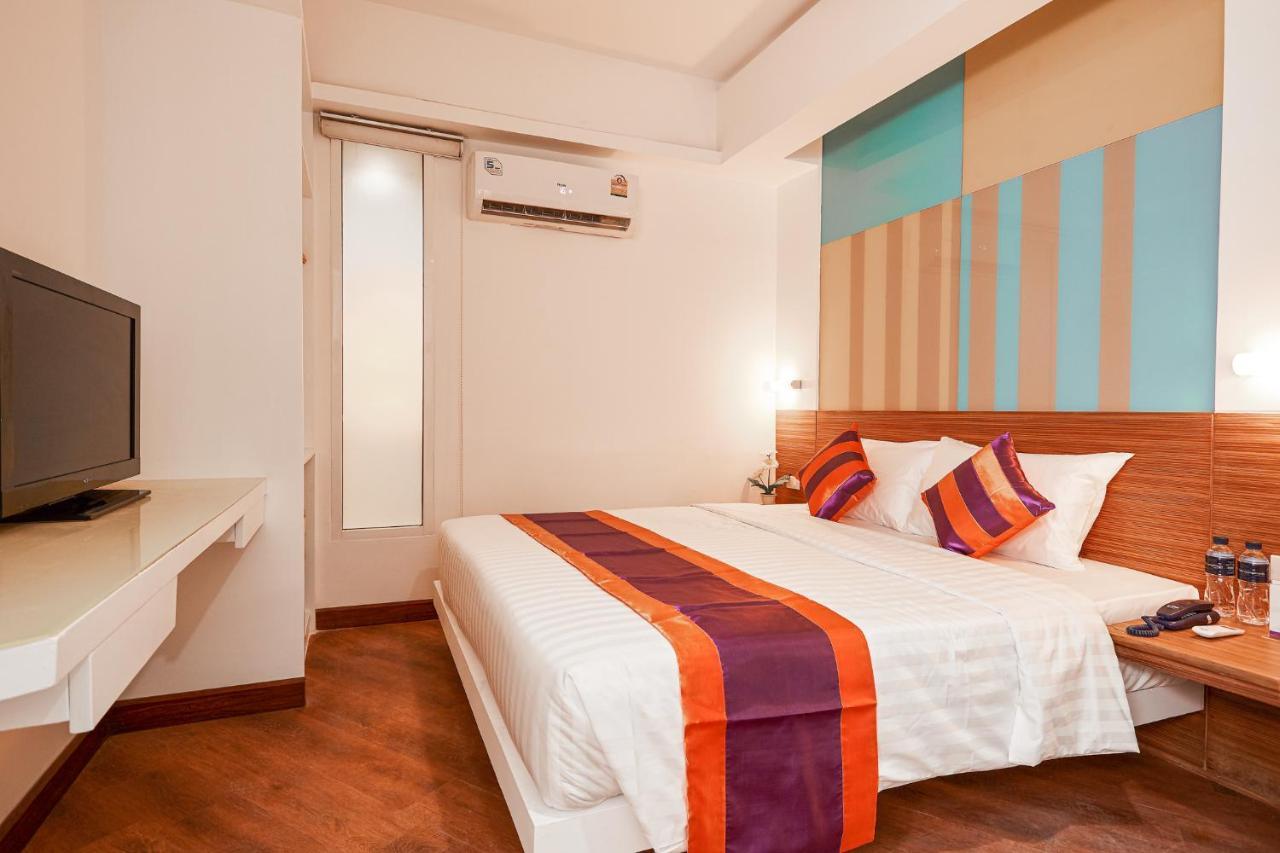 Studio Asoke Bangkok Exterior photo