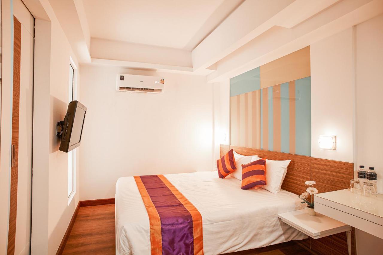 Studio Asoke Bangkok Exterior photo